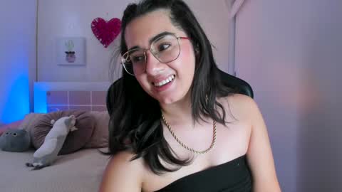 Snapshot of annadu011 chatting on 01/12/25, 05:01 Annadu011 online show from 01/12/25, 05:01