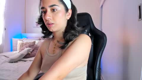 Snapshot of annadu011 chatting on 02/10/25, 02:59 Annadu011 online show from 02/10/25, 02:59