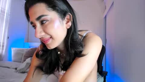 Snapshot of annadu011 chatting on 02/11/25, 03:51 Annadu011 online show from 02/11/25, 03:51