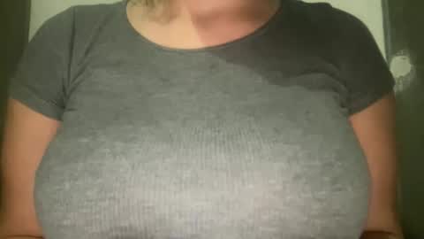 annagal18 online show from 03/08/26, 02:04