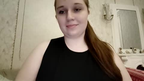 Snapshot of annagoldy chatting on 11/16/25, 01:49 Anna online show from 11/16/25, 01:49