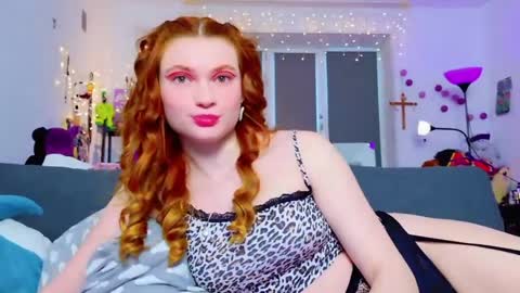 Anna online show from 04/18/26, 05:44