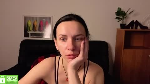 Anna online show from 05/19/26, 05:25