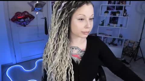 Anna online show from 02/18/26, 02:57