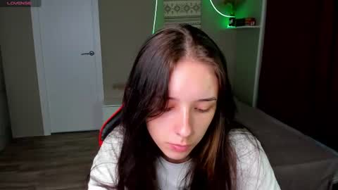 Snapshot of annaoddy chatting on 06/24/26, 01:26 Anna online show from 06/24/26, 01:26