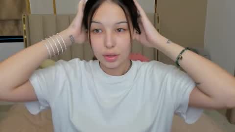 Anna online show from 11/24/25, 12:21