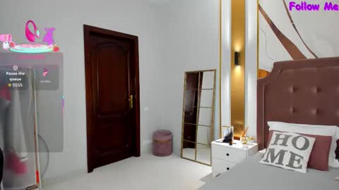 Snapshot of annasimonsj chatting on 09/11/25, 01:17 Anna online show from 09/11/25, 01:17