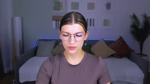 Im Anna online show from 06/10/26, 03:50