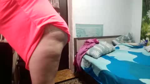 AnnaxGoldX online show from 11/04/25, 10:47