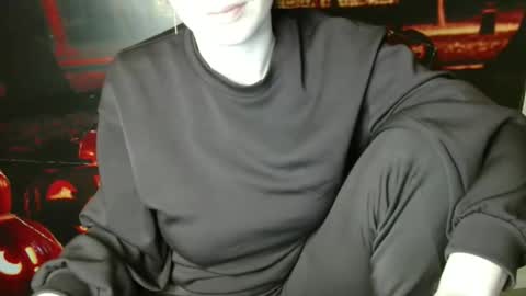 Bella online show from 11/01/25, 07:21