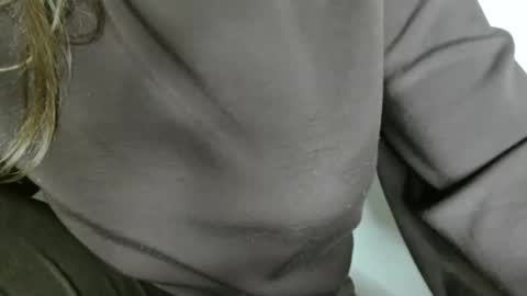 Bella online show from 03/13/26, 05:41