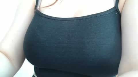 Bella online show from 05/20/26, 10:10