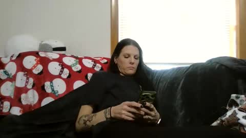 anne online show from 12/02/25, 04:02