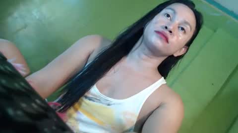 Snapshot of anne_hotaway chatting on 05/31/26, 12:30 anne_hotaway online show from 05/31/26, 12:30