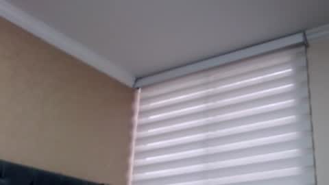 Snapshot of anne_julienne chatting on 07/13/26, 10:34 online show from 07/13/26, 10:34