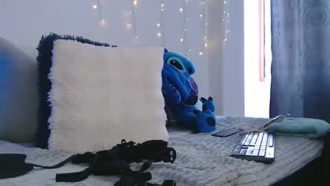 Anne  online show from 04/21/26, 04:12