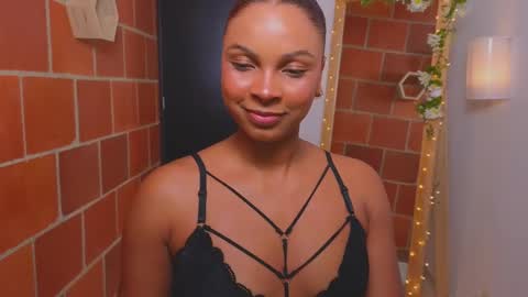 anne_rachel online show from 01/15/25, 12:19