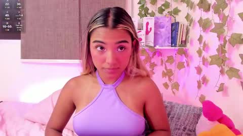 Anne online show from 02/01/25, 01:02