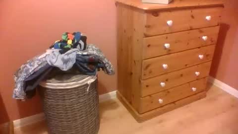 Snapshot of annecharlie chatting on 12/14/25, 08:20 annecharlie online show from 12/14/25, 08:20