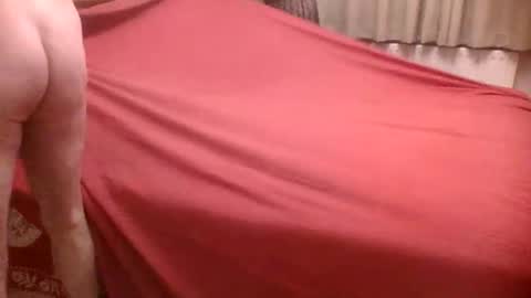 Snapshot of annecharlie chatting on 12/20/25, 08:10 annecharlie online show from 12/20/25, 08:10