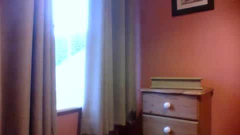 Snapshot of annecharlie chatting on 01/09/26, 09:01 annecharlie online show from 01/09/26, 09:01