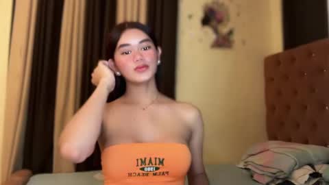 Kim online show from 01/10/25, 03:16