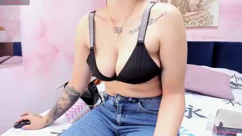 Anne online show from 02/23/25, 03:02