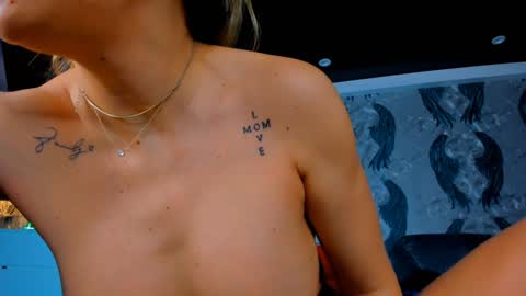 Ana online show from 12/31/24, 11:09