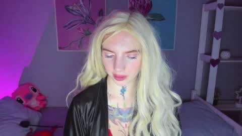 Snapshot of annetenet chatting on 01/26/25, 06:07 Annet online show from 01/26/25, 06:07