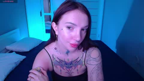Snapshot of annetenet chatting on 08/01/26, 07:07 Annet online show from 08/01/26, 07:07