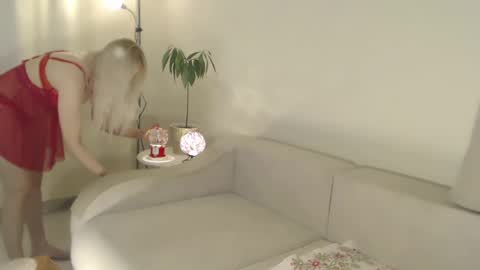 Snapshot of annett chatting on 02/02/25, 02:24 Annett online show from 02/02/25, 02:24