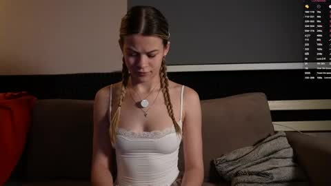 Anne online show from 05/04/26, 08:16