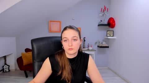 annewilsonn online show from 03/02/26, 04:58