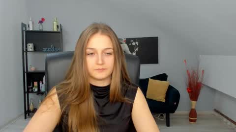 annewilsonn online show from 03/12/26, 06:41