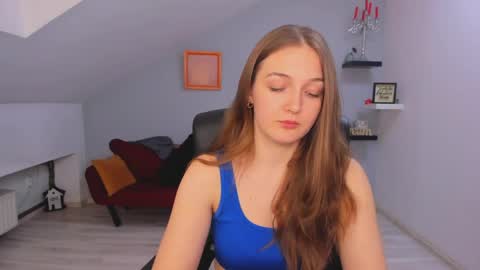 annewilsonn online show from 04/24/26, 01:13