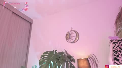 Angel online show from 11/13/25, 04:17