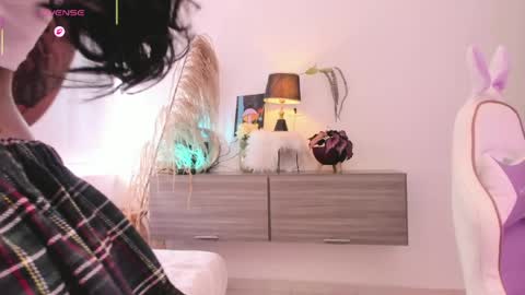 Angel online show from 04/18/26, 07:07