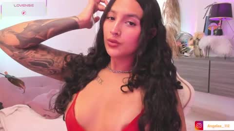 Snapshot of anngel_1 chatting on 06/05/26, 06:46 Angel online show from 06/05/26, 06:46