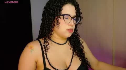 ANGEL  independent model  online show from 04/25/26, 04:37