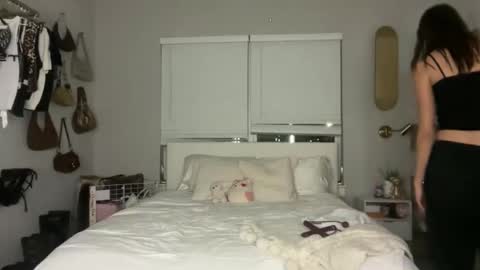 Snapshot of anngraysonnn chatting on 02/11/26, 12:15 ann grayson online show from 02/11/26, 12:15
