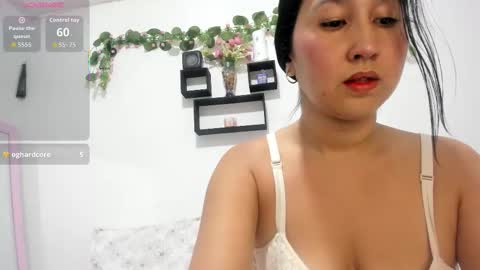   online show from 10/22/25, 02:12