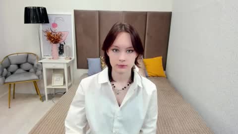 Anni online show from 11/27/25, 09:44