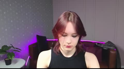 Anni online show from 12/19/25, 08:32