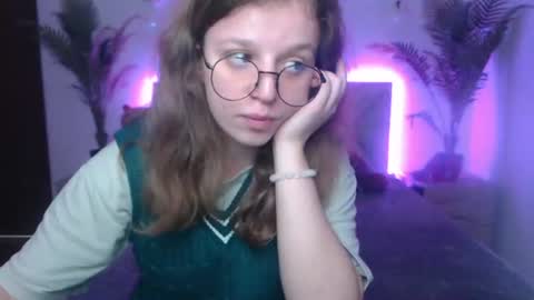 Snapshot of annibrownss chatting on 07/21/26, 06:05 Anni online show from 07/21/26, 06:05