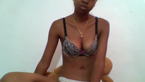 annica86 online show from 03/17/26, 09:01