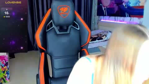 Annie online show from 02/24/26, 06:28