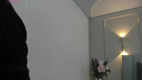 annie_20_ online show from 01/11/26, 12:10