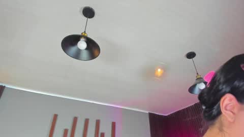 annie_barozzi online show from 11/02/25, 01:24