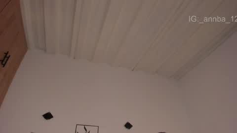 annie_barozzi online show from 05/19/26, 03:07