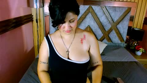 Annie  online show from 04/07/26, 05:24